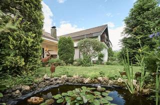 Haus kaufen in 73110 Hattenhofen, RUHIG UND NATURNAH WOHNENgroßzügiges Ein- bis Zweifamilienhaus mit Ausbaureserve in Ortsrandlage
