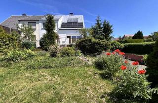 Doppelhaushälfte kaufen in 08371 Glauchau, Doppelhaushälfte mit Potential in ruhiger Lage in Glauchau