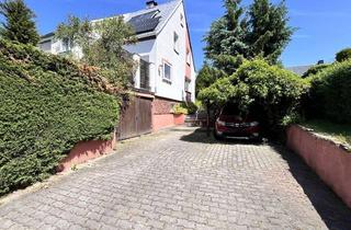 Doppelhaushälfte kaufen in 08371 Glauchau, Doppelhaushälfte mit Potential in ruhiger Lage in Glauchau