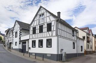 Bauernhaus kaufen in 56218 Mülheim-Kärlich, Historischer-kernsanierter Bauernhof -sehr modern gestaltet - für vielfältige Nutzungsmöglichkeiten