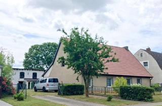 Haus kaufen in 17291 Gramzow, ENDLICH LEBEN AUF DEM LAND – MIT KIND, KATZE, HÜHNERN, HUND!