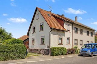 Haus kaufen in 76316 Malsch, Charmantes Haus mit großer Scheune und grünem IDYLL – Perfekt für Handwerker und Gartenliebhaber