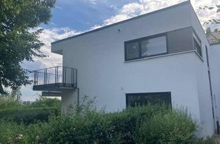 Haus mieten in Am Sandberg 16, 93057 Sallern-Gallingkofen, Reiheneckhaus in bevorzugter Lage von Regensburg