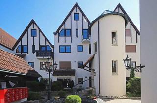 Wohnung kaufen in Lützelwiesenstraße 16, 71063 Sindelfingen, Wohnen mit Hauscharakter - Großzügige Maisonette-Wohnung auf 3 Ebenen - 2 TG-Stellplätze inklusive