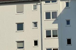 Wohnung kaufen in Erzgebirgsstraße 61, 84478 Waldkraiburg, Provisionsfreie 2 Zimmer Wohnung mit Balkon & Bad mit Fenster