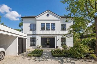 Wohnung kaufen in 22926 Ahrensburg, Zeitlose Eleganz auf höchstem Niveau - 180 m² Luxuswohnung mit parkähnlichem Gartengrundstück