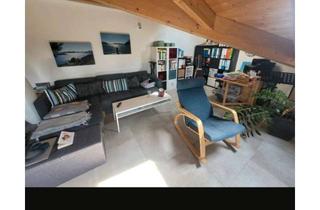 Wohnung kaufen in 94469 Deggendorf, Wohnen mit Charakter: Dachgeschosswohnung in Deggendorf