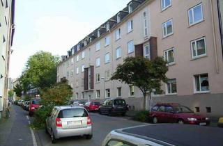 Wohnung mieten in Alsenstraße 54, 44789 Bochum, Wohnen in der Alsenstraße / 3 Zimmer DG Wohnung mit Dusche / WG tauglich