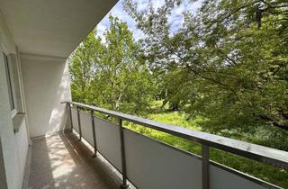 Wohnung mieten in Richard-Paulick-Straße 21, 06124 Südliche Neustadt, Gemütliche Singlewohnung mit Balkon und Blick ins Grüne in Halle