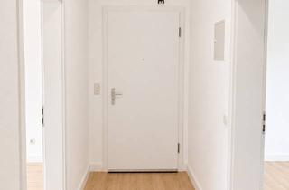 Wohnung mieten in Frohnhauser Straße 281, 45144 Frohnhausen, Erstbezug nach Modernisierung | Helle 2-Zimmer-Altbauwohnung mit Balkon am Gervinusplatz