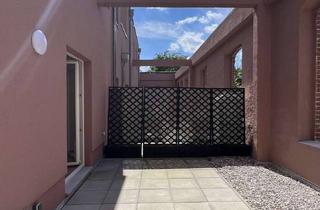 Wohnung mieten in Stollwerckstraße 15, 04808 Wurzen, **Exklusive SANIERUNG - 3 Zimmer-Maisonette mit Parkett, Fuß.b.hzg, Terrasse u.v.m..** (WE 8)