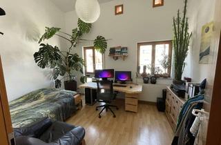 WG-Zimmer mieten in Adolf-Kolping-Str., 85049 Ingolstadt, Helles WG-Zimmer in schöner Maisonette-Wohnung in zentraler Lage (in der Nähe vom ZOB)