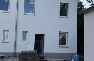 Haus mieten in Erlachstraße 20, 90513 Zirndorf, Neues Reiheneckhaus mit 4,5 Zimmern in Zirndorf-Weinzierlein