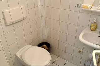 Anlageobjekt in 68766 Hockenheim, Schöne und zentral gelegene 4,5 Zimmer Wohnung mit Tiefgaragenstellplatz im Herzen von Hockenheim