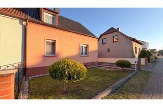 Doppelhaushälfte kaufen in 06868 Jeber-Bergfrieden, Familienhaus mit Kamin, Doppelgarage und großem Garten in ruhiger Lage (Jeber-Bergfrieden)
