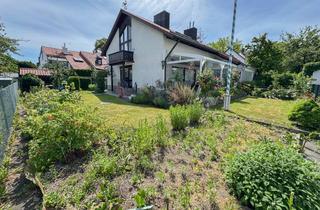 Doppelhaushälfte kaufen in Tal, 80999 München, Charmante Doppelhaushälfte mit Garten in ruhiger Lage von München-Allach