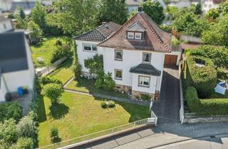 Villa kaufen in 35510 Butzbach, In attraktiver Lage von Butzbach - Stadthaus aus den 20er Jahren + Anbau mit großem Garten