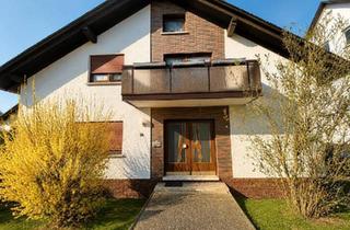 Haus kaufen in 65620 Waldbrunn, Waldbrunn (Westerwald) - Provisionsfrei! Großes Zweifamilienhaus auf 800 m² Grundstück