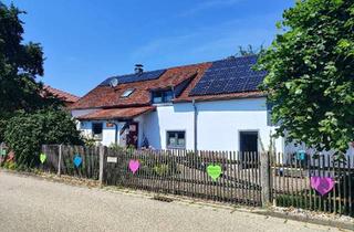 Einfamilienhaus kaufen in 85095 Denkendorf, Denkendorf - gepflegtes Einfamilienhaus mit 3 Garagen und traumhaften Garten