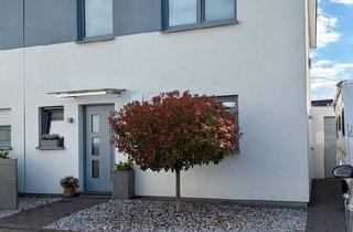 Doppelhaushälfte kaufen in 41238 Mönchengladbach, Mönchengladbach - Energieeffiziente Doppelhaushälfte in MG-Geneicken