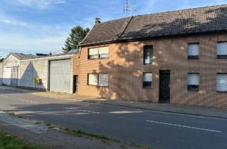 Haus kaufen in 50181 Bedburg, Bedburg - Viel Platz mit Einliegerwohnung in Bedburg