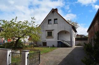 Einfamilienhaus kaufen in 39288 Burg, Burg - Einfamilienhaus mit Garten und Doppelgarage