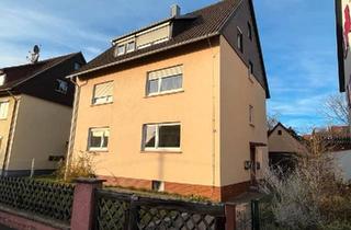 Haus kaufen in 71636 Ludwigsburg, Ludwigsburg - Attraktives Dreifamilienhaus mit freier Wohnung in LB-Pflugfelden