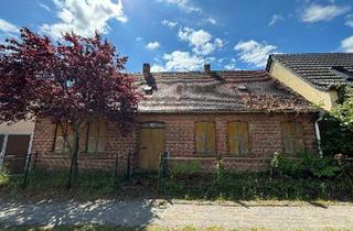 Haus kaufen in 39576 Stendal, Stendal - Backsteinhaus mit Nebengelass | 550qm Grundstück |