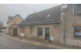 Haus kaufen in 06246 Bad Lauchstädt, Bad Lauchstädt - Renovierungsbedürftiges Haus in 06246!!!