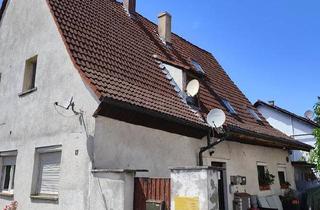 Mehrfamilienhaus kaufen in 96103 Hallstadt, Hallstadt - Mehrfamilienhaus in Hallstadt, sanierungsbedürftig zu verkaufen