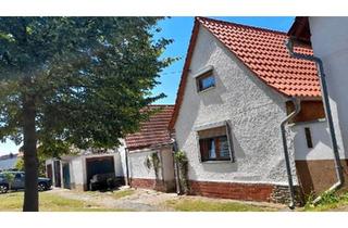 Einfamilienhaus kaufen in 06317 Seegebiet Mansfelder Land, Seegebiet Mansfelder Land - Charmantes freistehendes Haus mit Garagen und Garten zu verkaufen