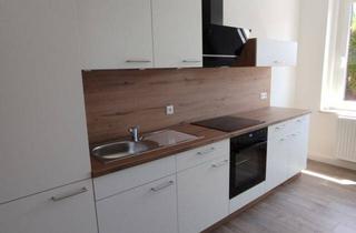 Wohnung mieten in Talstraße, 08427 Fraureuth, Kleine Zweiraumwohnung mit Einbauküche