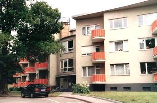 Wohnung kaufen in Goerzallee 26, 12207 Lichterfelde, Provisionsfrei: 3-Raumwohnung mit Balkon in ruhiger Grünlage auf Erbpachtgrund