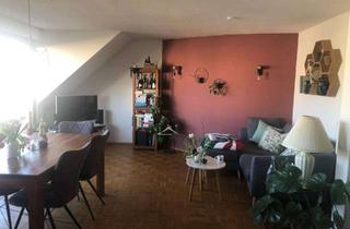 Wohnung kaufen in 63073 Bieber, Wunderschöne lichtdurchflutete 3-Zimmer-Wohnung mit Balkon in Offenbach-Bieber