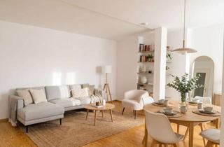 Wohnung kaufen in Prenzlauer Berg, 10407 Prenzlauer Berg, Dachgeschosswohnung in Prenzlauer Berg im Bötzowviertel