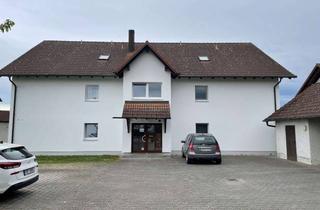 Wohnung mieten in Eichenweg 10, 94522 Wallersdorf, Wohnen mit Charakter: Drei-Zimmer-Wohnung in Wallersdorf
