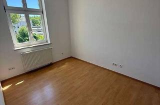 Wohnung mieten in Otto-Nuschke-Straße 16, 15562 Rüdersdorf, Drei Zimmerwohnung in Rüdersdorf bei Berlin