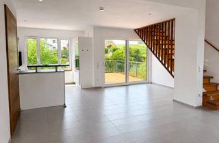 Wohnung mieten in Hochriesstraße 10, 84419 Schwindegg, Exklusive 3-Zimmer-Maisonette-Wohnung mit großer Sonnenterrasse und Einbauküche