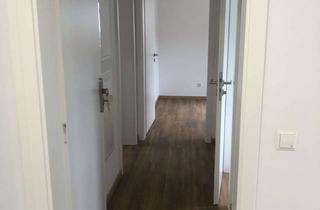 Wohnung mieten in Henry-Arnault-Straße 18, 71277 Rutesheim, Neu modernisiert: 2-Zimmer-Wohnung in Rutesheim