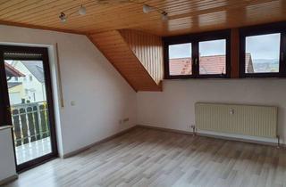 Wohnung mieten in Wartturmshöhe 10, 74722 Buchen, Alltagstaugliche 4-Zimmer-Wohnung in Buchen