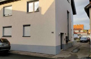 Wohnung mieten in Schaafheimer Straße 16, 63762 Großostheim, Geräumige 2-Zimmer-Wohnung mit Balkon in Großostheim