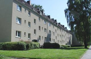 Wohnung mieten in Gaußstr. 35, 24143 Gaarden-Ost, Modernisierte und individuelle 2,5-Zimmer-Dachgeschosswohnung