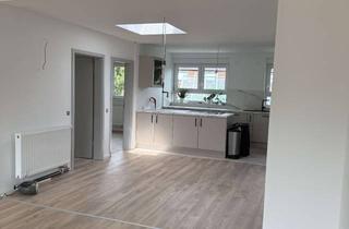 Wohnung mieten in Unterriexinger Straße 4/1, 71732 Tamm, Schöne renovierte, weitläufige 4 Zimmer Wohnung mit Einbauküche in Tamm.
