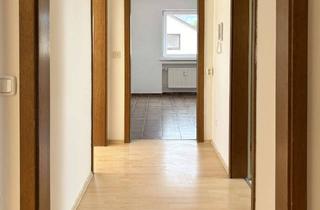Wohnung mieten in Adlerstraße, 86462 Langweid, Dachgeschoßwohnung in kleiner Wohnanlage