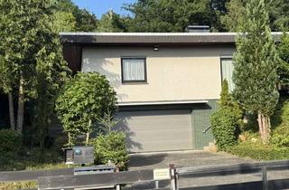 Haus kaufen in Limesstraße, 61273 Wehrheim, Bungalow am Waldrand in Top-Wohnlage Wehrheim/Saalburgsiedl. Gr 1237m²/ Wfl 177 m² 30km Frankfurt/M.