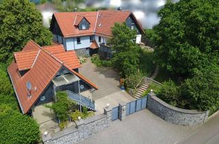Haus kaufen in 63679 Schotten, Exklusives Architektenanwesen mit ELW, Gästehaus und idyllischem Gartenparadies mit Weitblick