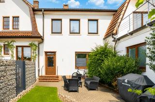 Haus kaufen in 27211 Bassum, Von außen zurückhaltend. Innen überraschend großzügig.
