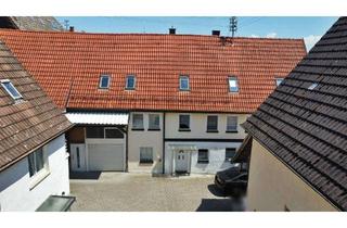 Einfamilienhaus kaufen in 72108 Rottenburg, Gepflegtes Doppel-Einfamilienhaus mit zwei Wohneinheiten, Scheune, Garagen und Carport