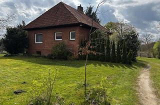 Haus kaufen in 23816 Groß Niendorf, Gepflegter und dennoch modernisierungsbedürftiger Bungalow in Feldrandlage