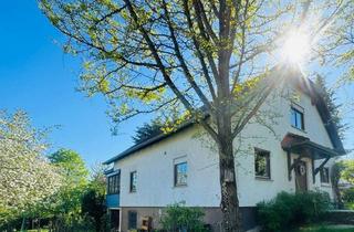 Einfamilienhaus kaufen in 36381 Schlüchtern, Einfamilienhaus mit potentiellem Baugrundstück!